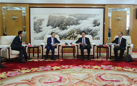 中国统促会副会长陈昌智会见北美洲各统促会联合访问团.jpg